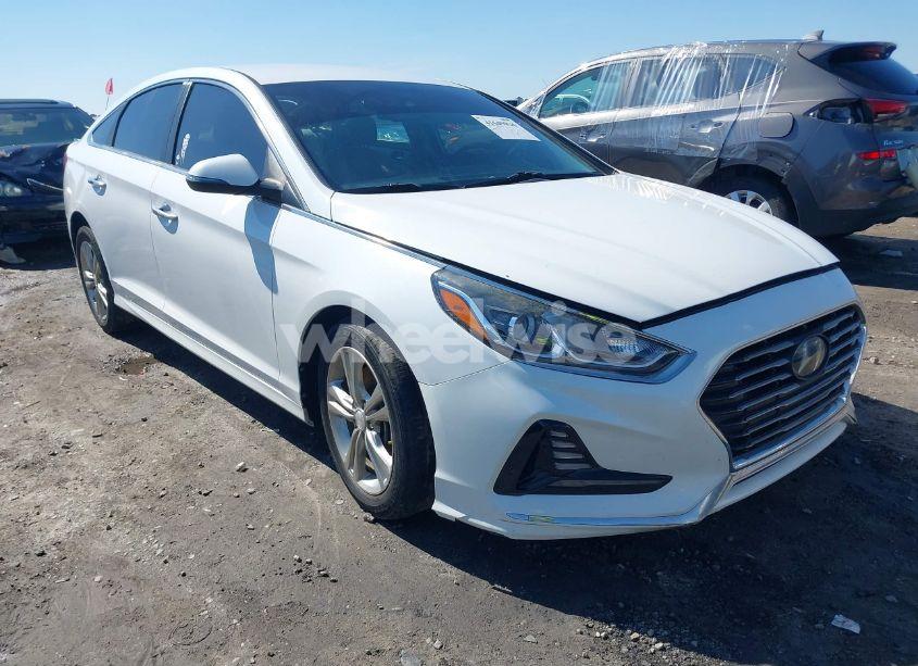 2018 Hyundai Sonata SEL (VIN 5NPE34AF7JH662380) main photo