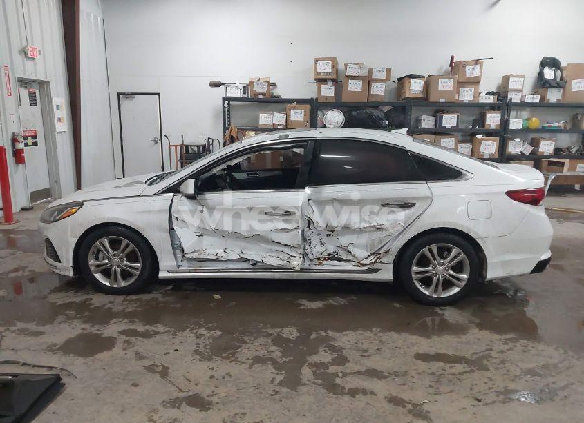 Photo 14 of 2018 Hyundai Sonata SPORT (VIN 5NPE34AF7JH662945)