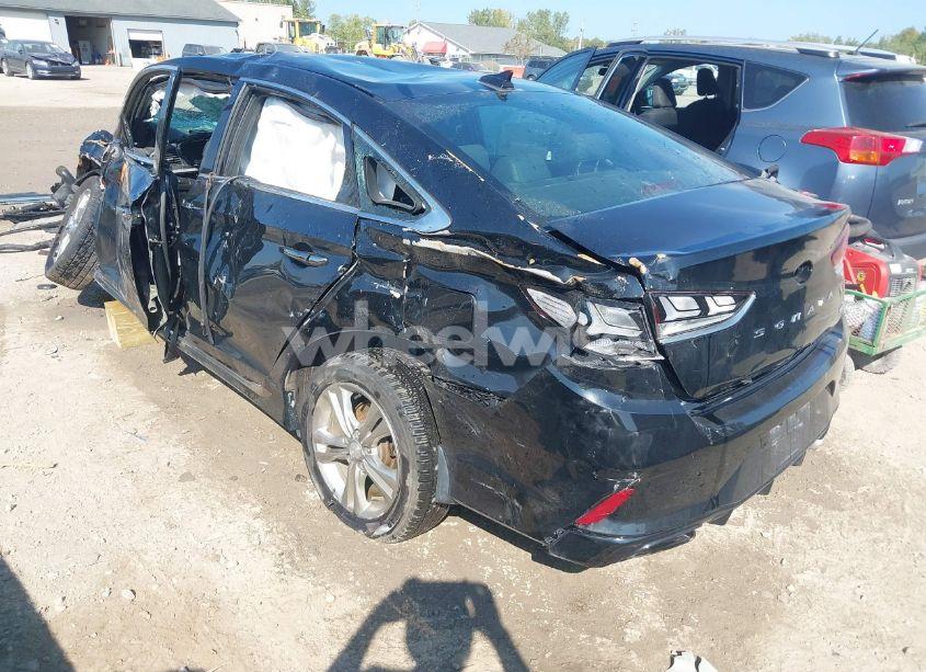 Photo 3 of 2018 Hyundai Sonata SPORT (VIN 5NPE34AF7JH688977)