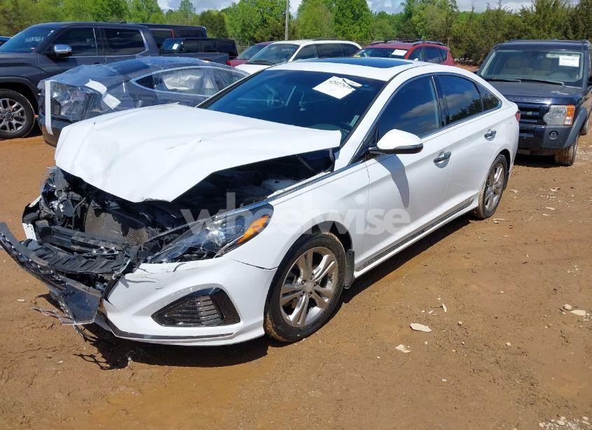 Photo 2 of 2018 Hyundai Sonata SPORT (VIN 5NPE34AF7JH696433)