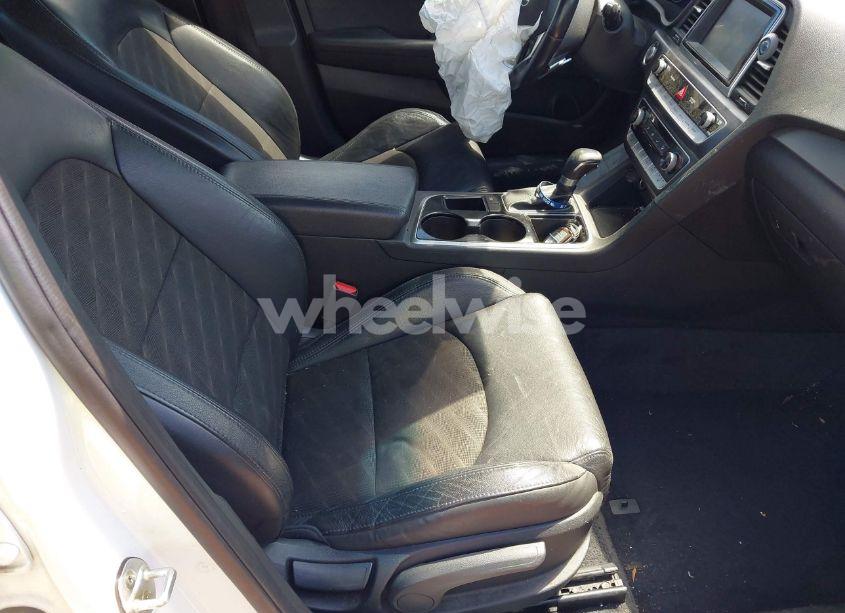 Photo 5 of 2018 Hyundai Sonata SPORT (VIN 5NPE34AF7JH696433)