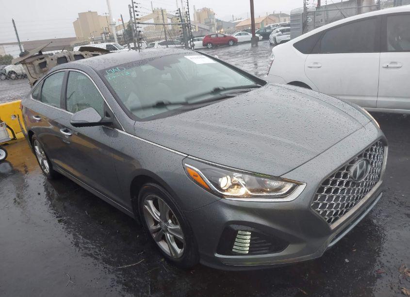 2018 Hyundai Sonata SEL+ (VIN 5NPE34AF7JH726627) main photo