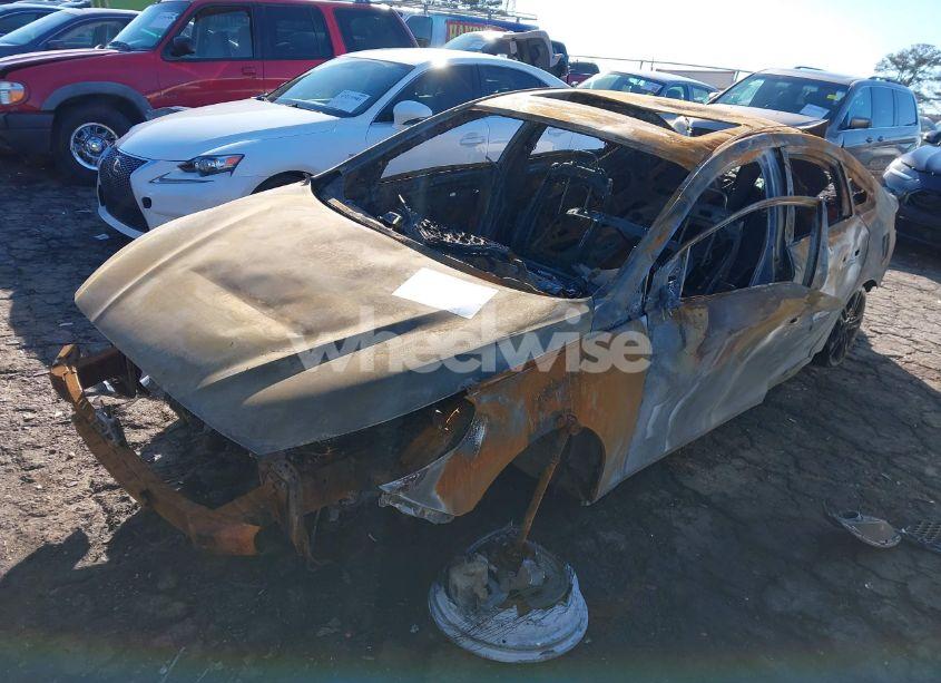 Photo 2 of 2019 Hyundai Sonata SPORT (VIN 5NPE34AF7KH739413)