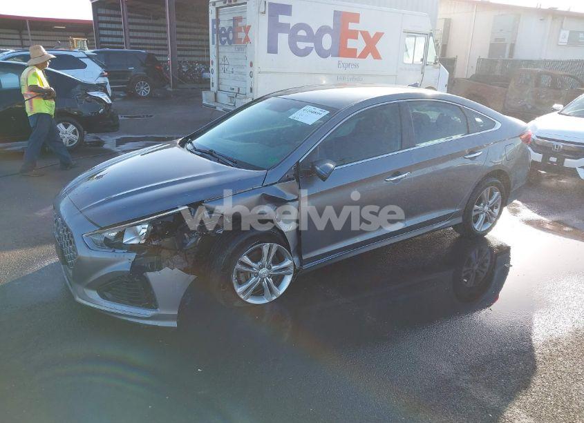 Photo 2 of 2019 Hyundai Sonata SEL (VIN 5NPE34AF7KH751755)