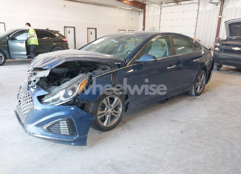 Photo 2 of 2019 Hyundai Sonata SEL (VIN 5NPE34AF7KH772590)