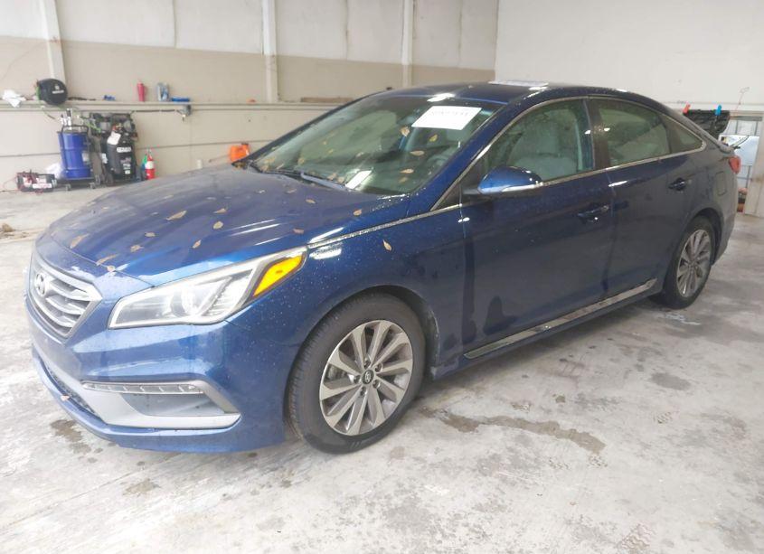 Photo 2 of 2015 Hyundai Sonata SPORT (VIN 5NPE34AF8FH036683)