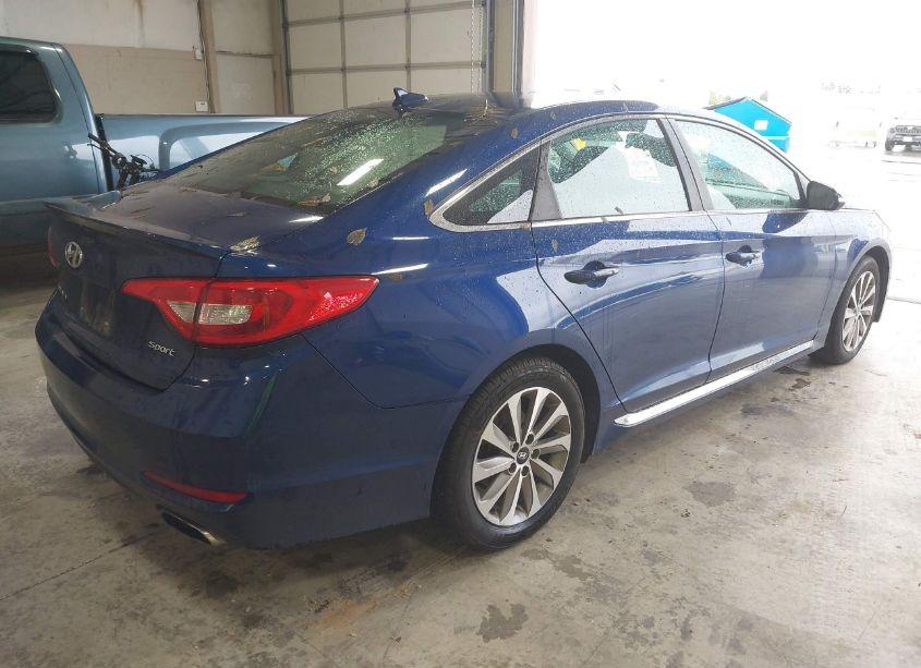 Photo 4 of 2015 Hyundai Sonata SPORT (VIN 5NPE34AF8FH036683)