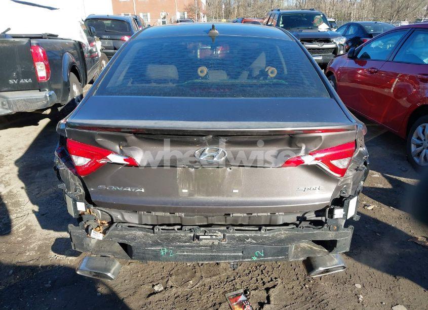 Photo 17 of 2015 Hyundai Sonata SPORT (VIN 5NPE34AF8FH057534)