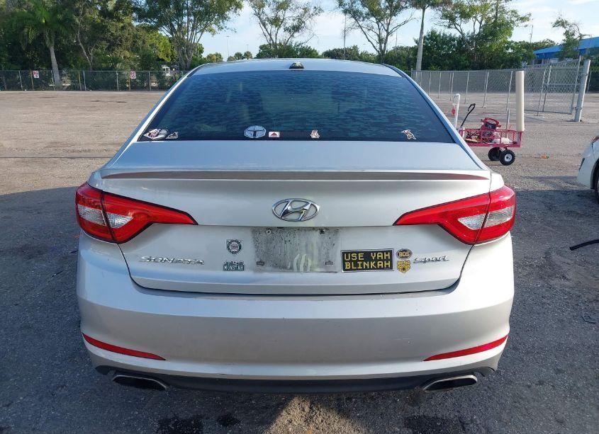 Photo 16 of 2015 Hyundai Sonata SPORT (VIN 5NPE34AF8FH059431)