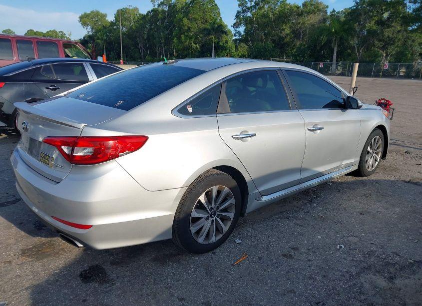 Photo 4 of 2015 Hyundai Sonata SPORT (VIN 5NPE34AF8FH059431)