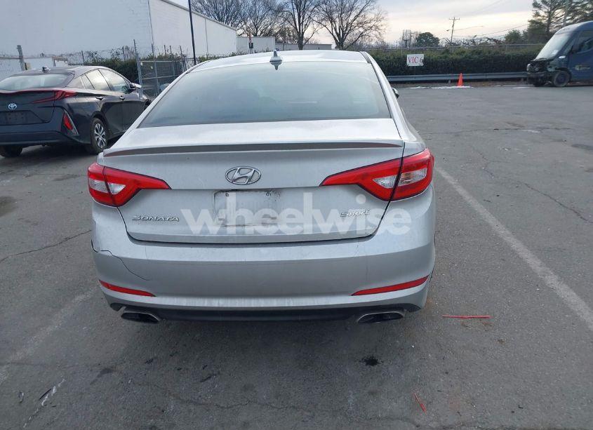 Photo 16 of 2015 Hyundai Sonata SPORT (VIN 5NPE34AF8FH081901)