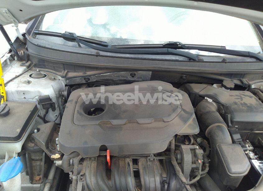 Photo 10 of 2015 Hyundai Sonata SPORT (VIN 5NPE34AF8FH084569)