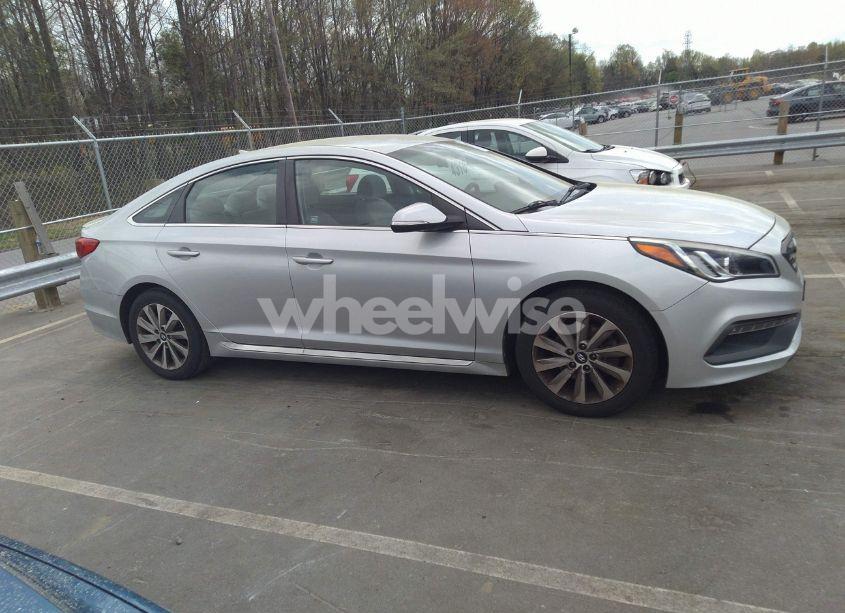 Photo 13 of 2015 Hyundai Sonata SPORT (VIN 5NPE34AF8FH084569)