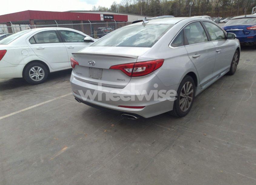 Photo 4 of 2015 Hyundai Sonata SPORT (VIN 5NPE34AF8FH084569)