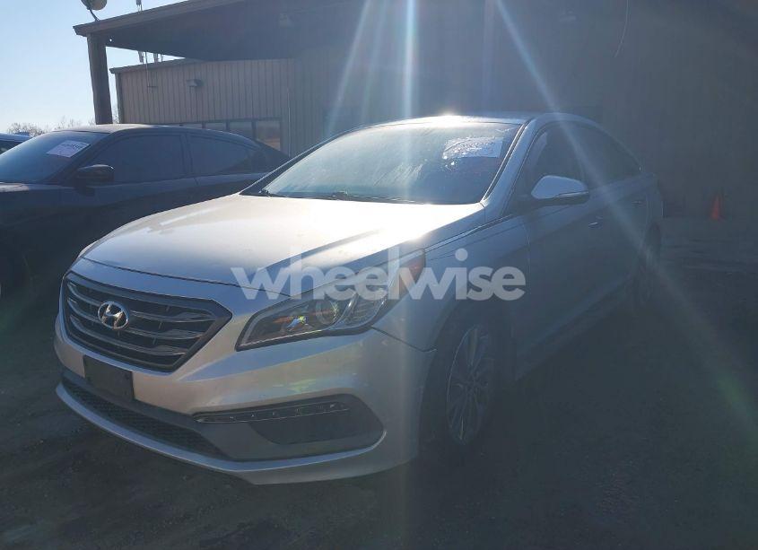 Photo 2 of 2015 Hyundai Sonata SPORT (VIN 5NPE34AF8FH114492)