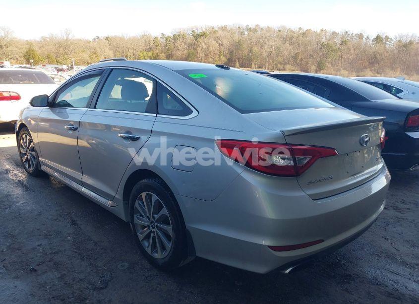 Photo 3 of 2015 Hyundai Sonata SPORT (VIN 5NPE34AF8FH114492)