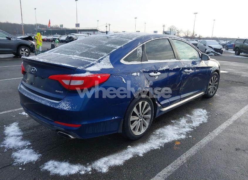 Photo 4 of 2015 Hyundai Sonata SPORT (VIN 5NPE34AF8FH141109)