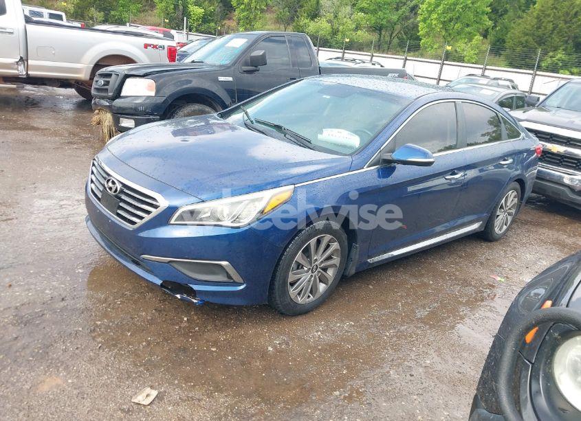 Photo 2 of 2015 Hyundai Sonata SPORT (VIN 5NPE34AF8FH222434)