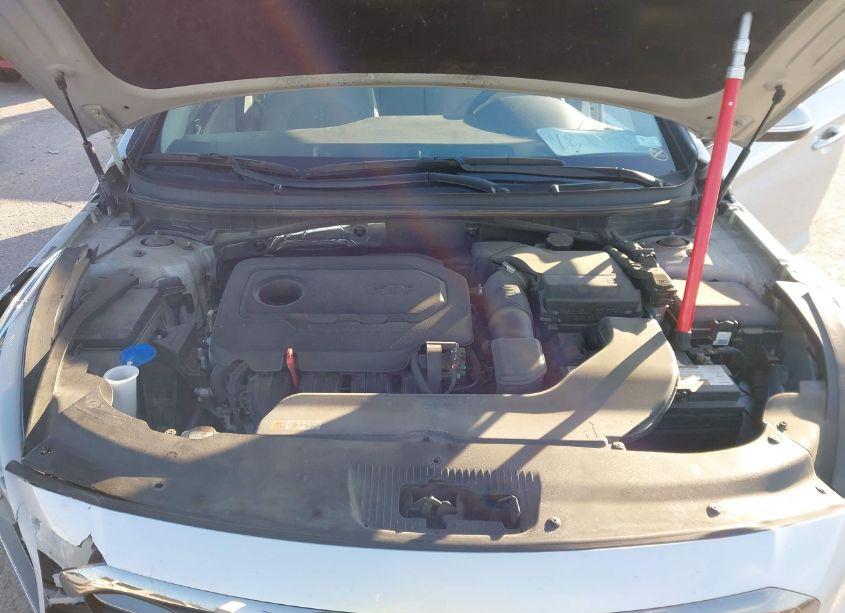 Photo 10 of 2015 Hyundai Sonata LIMITED (VIN 5NPE34AF8FH244241)