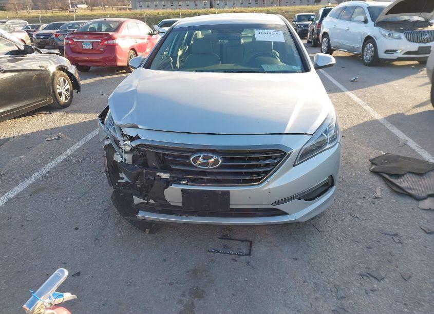 Photo 12 of 2015 Hyundai Sonata LIMITED (VIN 5NPE34AF8FH244241)