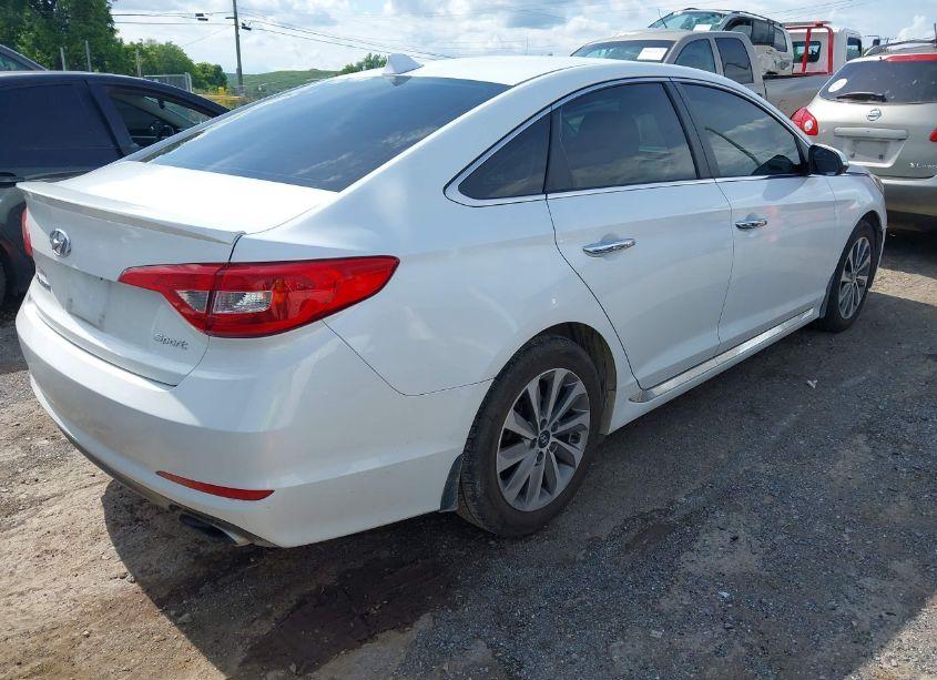 Photo 4 of 2016 Hyundai Sonata SPORT (VIN 5NPE34AF8GH267195)