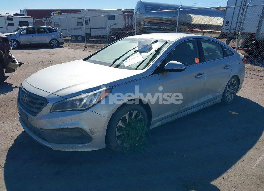 Photo 2 of 2016 Hyundai Sonata SPORT (VIN 5NPE34AF8GH281386)
