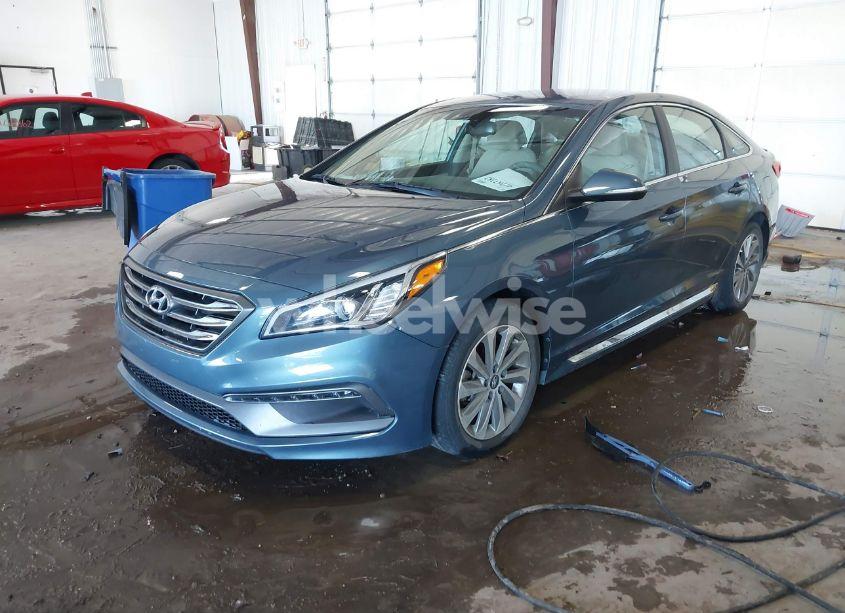 Photo 2 of 2016 Hyundai Sonata SPORT (VIN 5NPE34AF8GH284000)