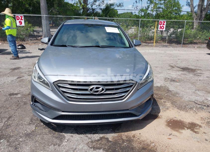 Photo 12 of 2016 Hyundai Sonata SPORT (VIN 5NPE34AF8GH287947)