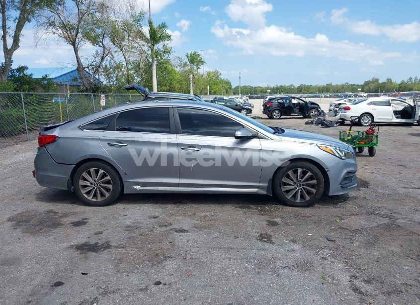 Photo 13 of 2016 Hyundai Sonata SPORT (VIN 5NPE34AF8GH287947)