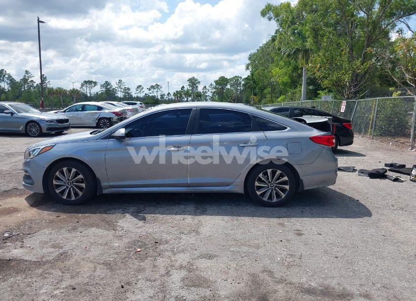 Photo 14 of 2016 Hyundai Sonata SPORT (VIN 5NPE34AF8GH287947)