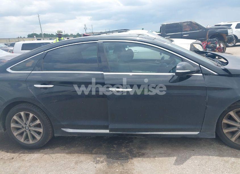 Photo 13 of 2016 Hyundai Sonata LIMITED (VIN 5NPE34AF8GH300485)