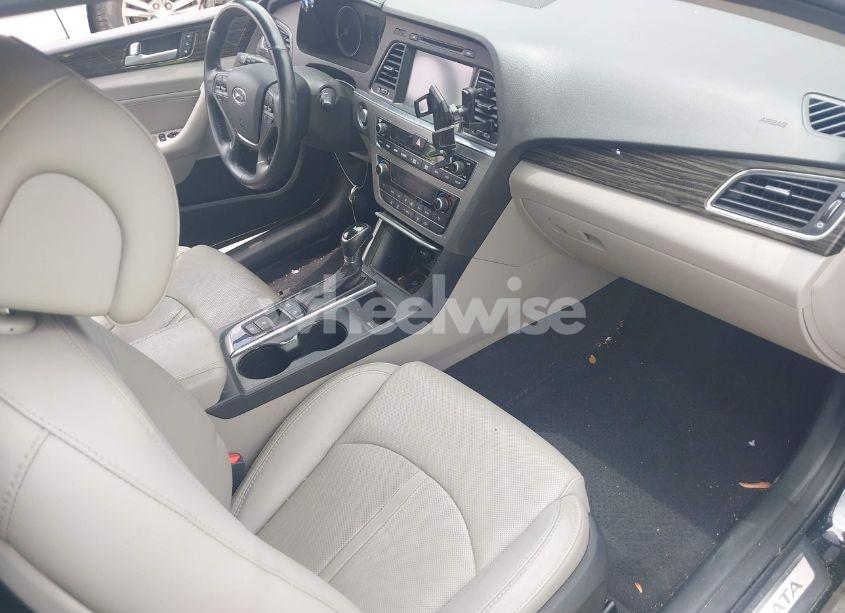 Photo 5 of 2016 Hyundai Sonata LIMITED (VIN 5NPE34AF8GH300485)