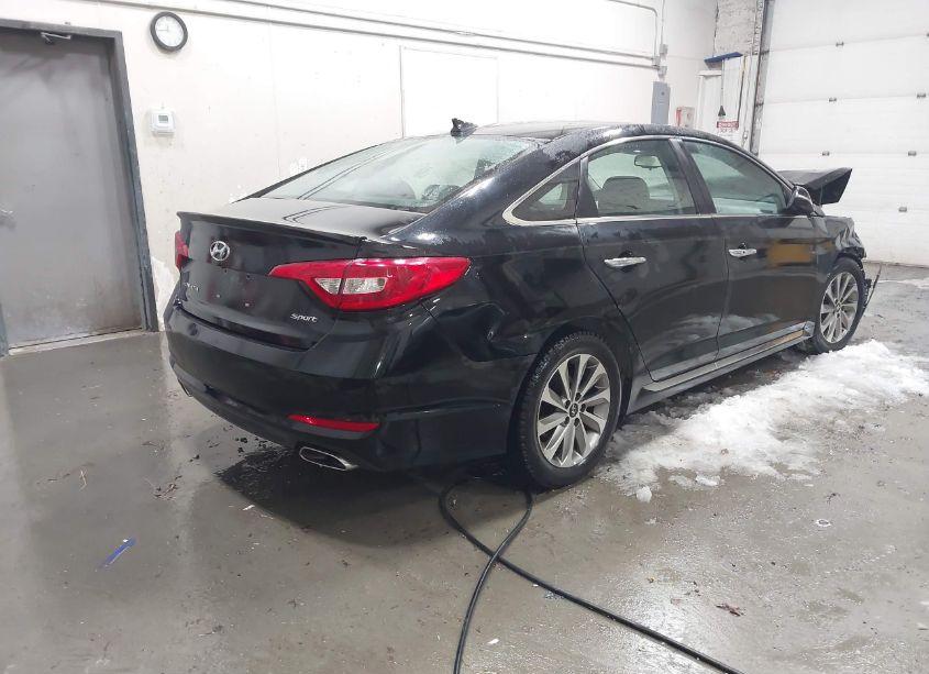 Photo 4 of 2016 Hyundai Sonata SPORT (VIN 5NPE34AF8GH361545)