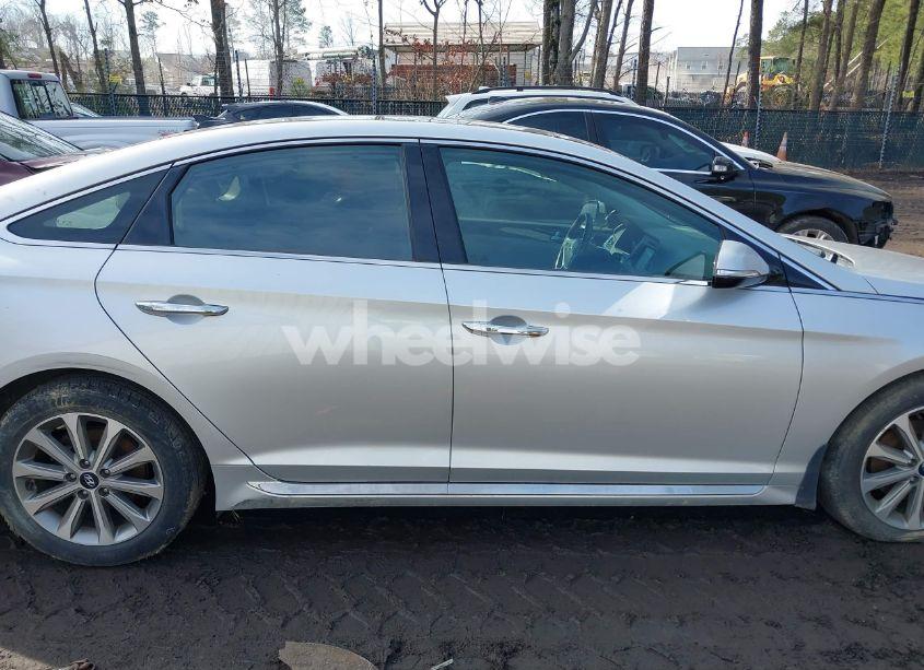 Photo 13 of 2016 Hyundai Sonata LIMITED (VIN 5NPE34AF8GH370391)