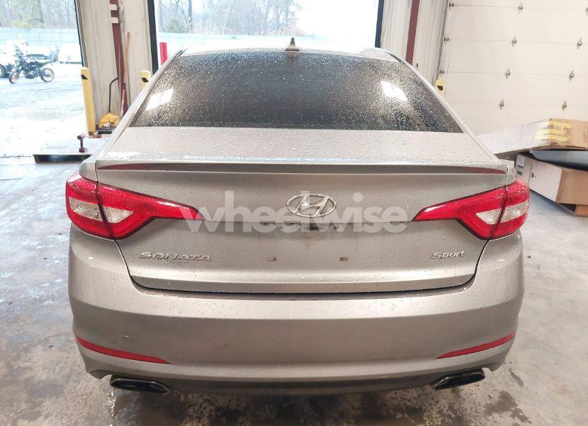 Photo 16 of 2016 Hyundai Sonata SPORT (VIN 5NPE34AF8GH406547)
