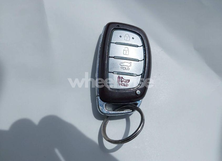 Photo 11 of 2016 Hyundai Sonata LIMITED (VIN 5NPE34AF8GH423722)