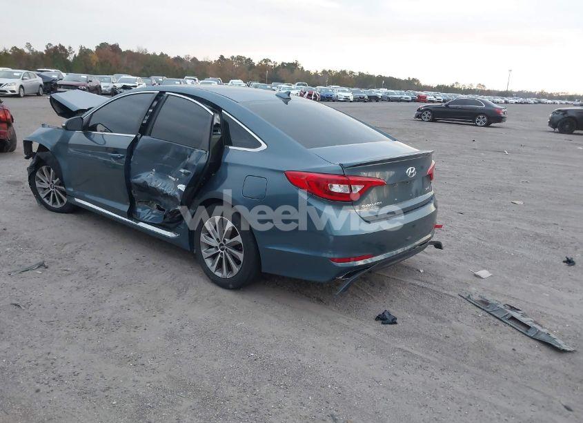 Photo 3 of 2016 Hyundai Sonata SPORT (VIN 5NPE34AF8GH424725)