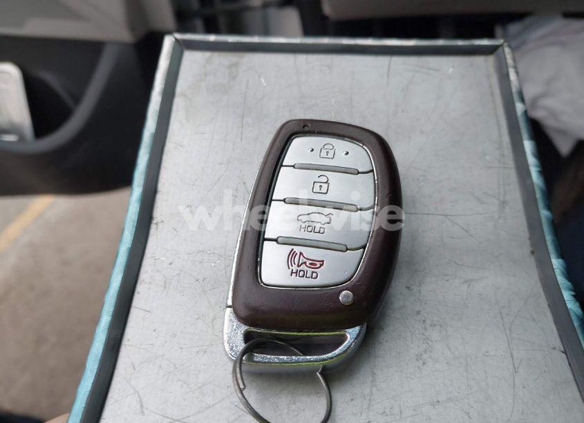 Photo 11 of 2016 Hyundai Sonata LIMITED (VIN 5NPE34AF8GH428709)