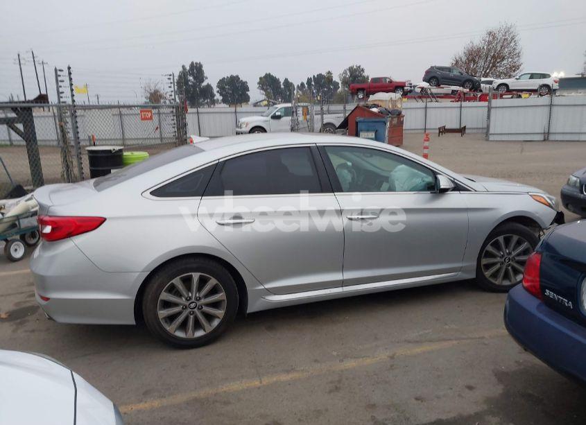 Photo 13 of 2016 Hyundai Sonata LIMITED (VIN 5NPE34AF8GH428709)