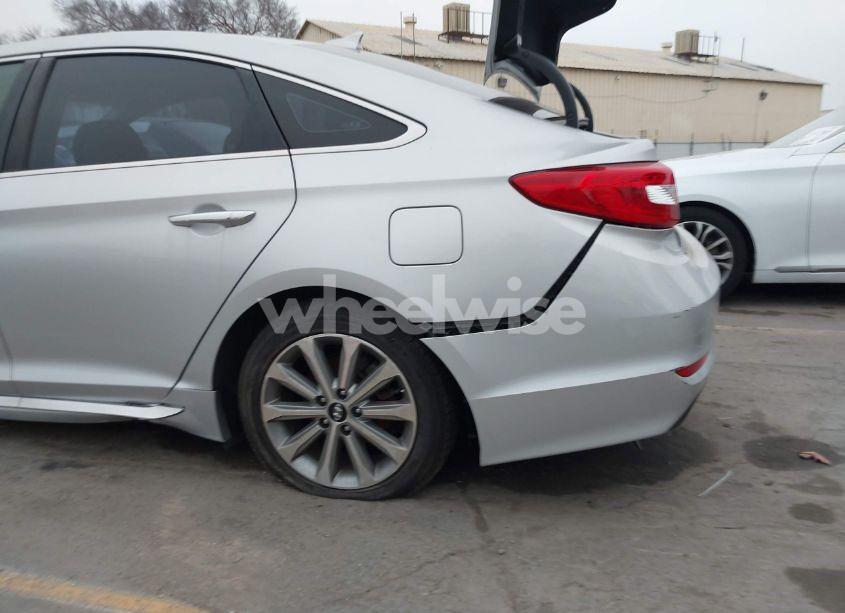 Photo 17 of 2016 Hyundai Sonata LIMITED (VIN 5NPE34AF8GH428709)