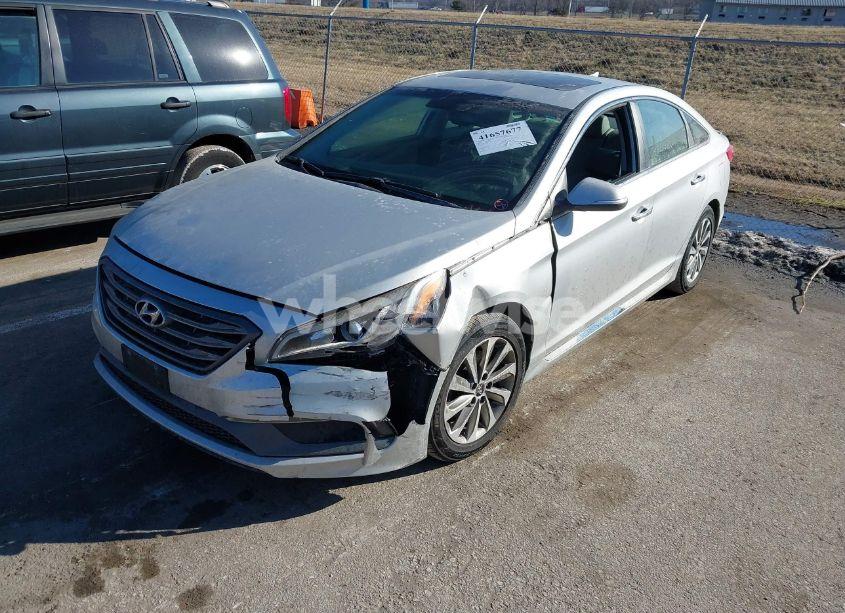 Photo 2 of 2017 Hyundai Sonata SPORT (VIN 5NPE34AF8HH452557)