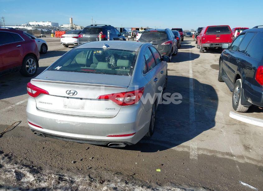 Photo 4 of 2017 Hyundai Sonata SPORT (VIN 5NPE34AF8HH452557)