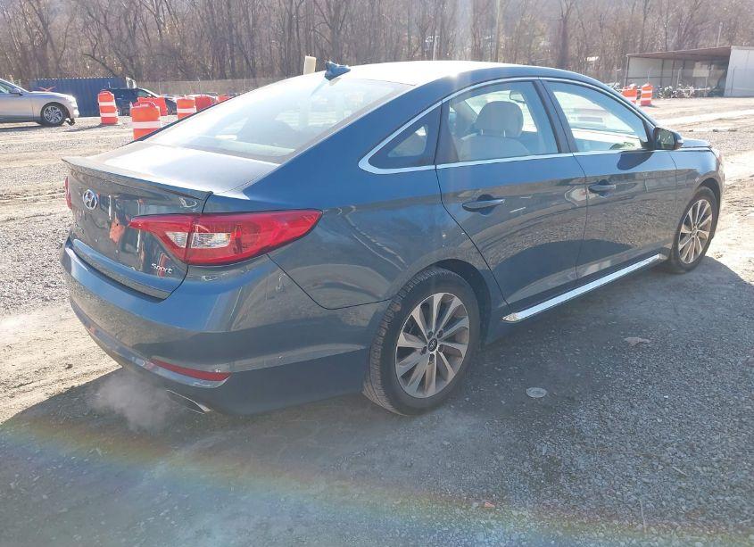 Photo 4 of 2017 Hyundai Sonata SPORT (VIN 5NPE34AF8HH472758)
