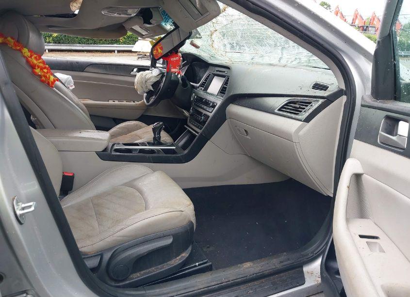 Photo 5 of 2017 Hyundai Sonata SPORT (VIN 5NPE34AF8HH549953)