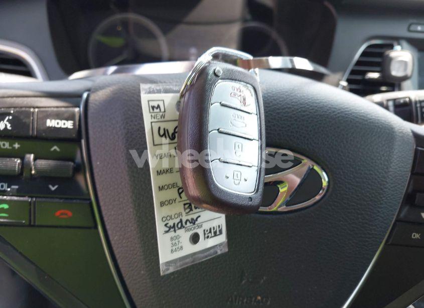 Photo 11 of 2017 Hyundai Sonata SPORT (VIN 5NPE34AF8HH551900)