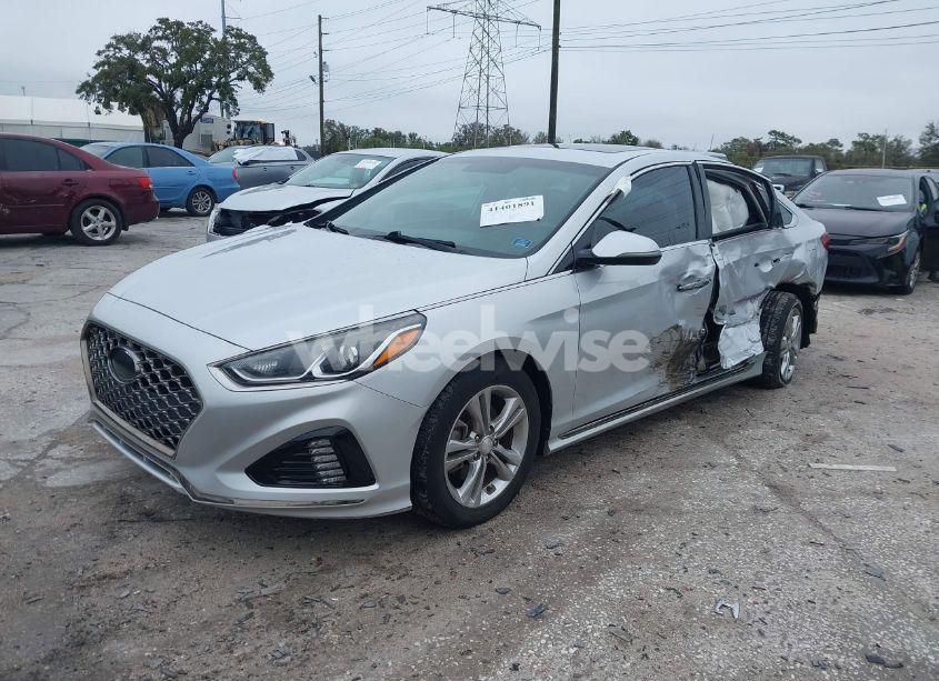 Photo 2 of 2018 Hyundai Sonata SPORT (VIN 5NPE34AF8JH614287)