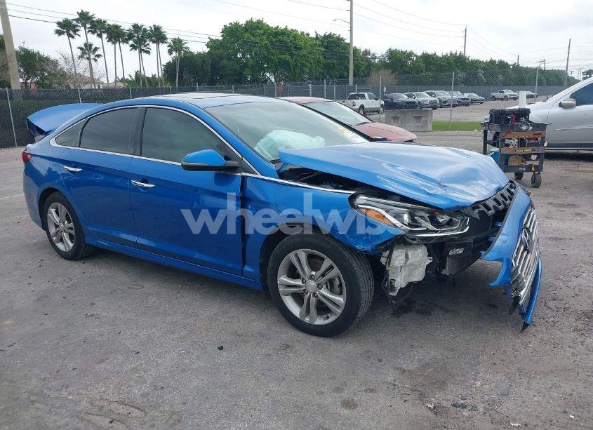 2018 Hyundai Sonata LIMITED (VIN 5NPE34AF8JH641831) main photo
