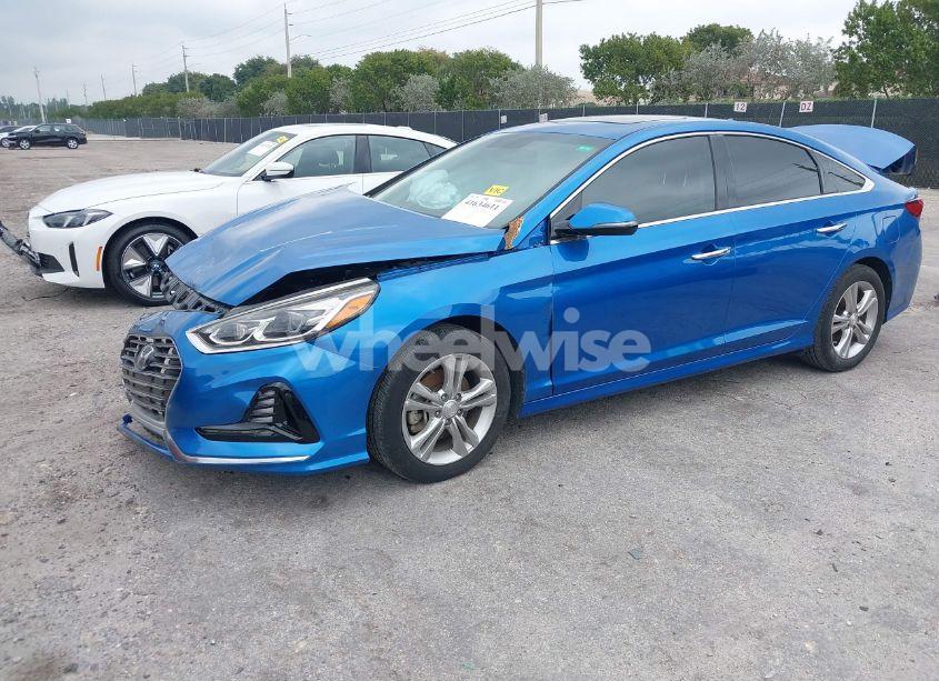 Photo 2 of 2018 Hyundai Sonata LIMITED (VIN 5NPE34AF8JH641831)