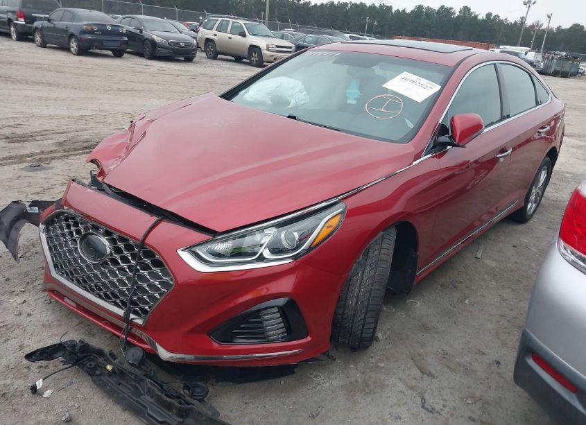 Photo 2 of 2018 Hyundai Sonata SPORT (VIN 5NPE34AF8JH647614)