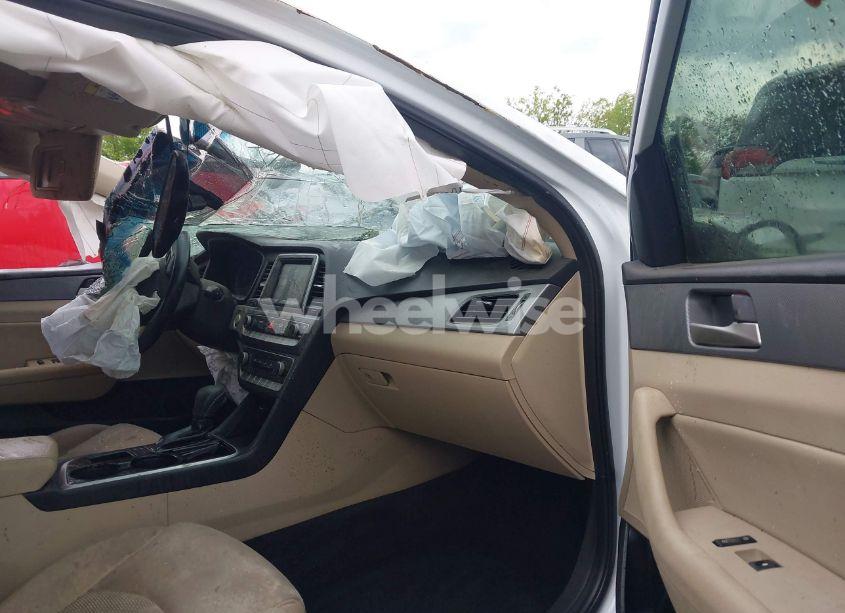 Photo 5 of 2018 Hyundai Sonata SEL (VIN 5NPE34AF8JH660850)